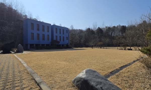 [강원도민일보][사각지대 놓인 강원 고립·은둔청년] 14. 고립을 치유로 바꾸는 곳 (홍천 ‘행복공장’)
